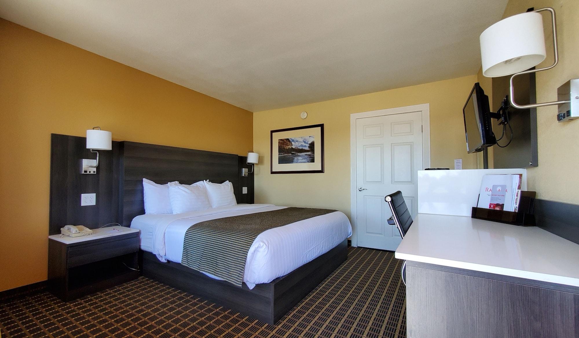 Ramada By Wyndham Flagstaff East Hotel Kültér fotó