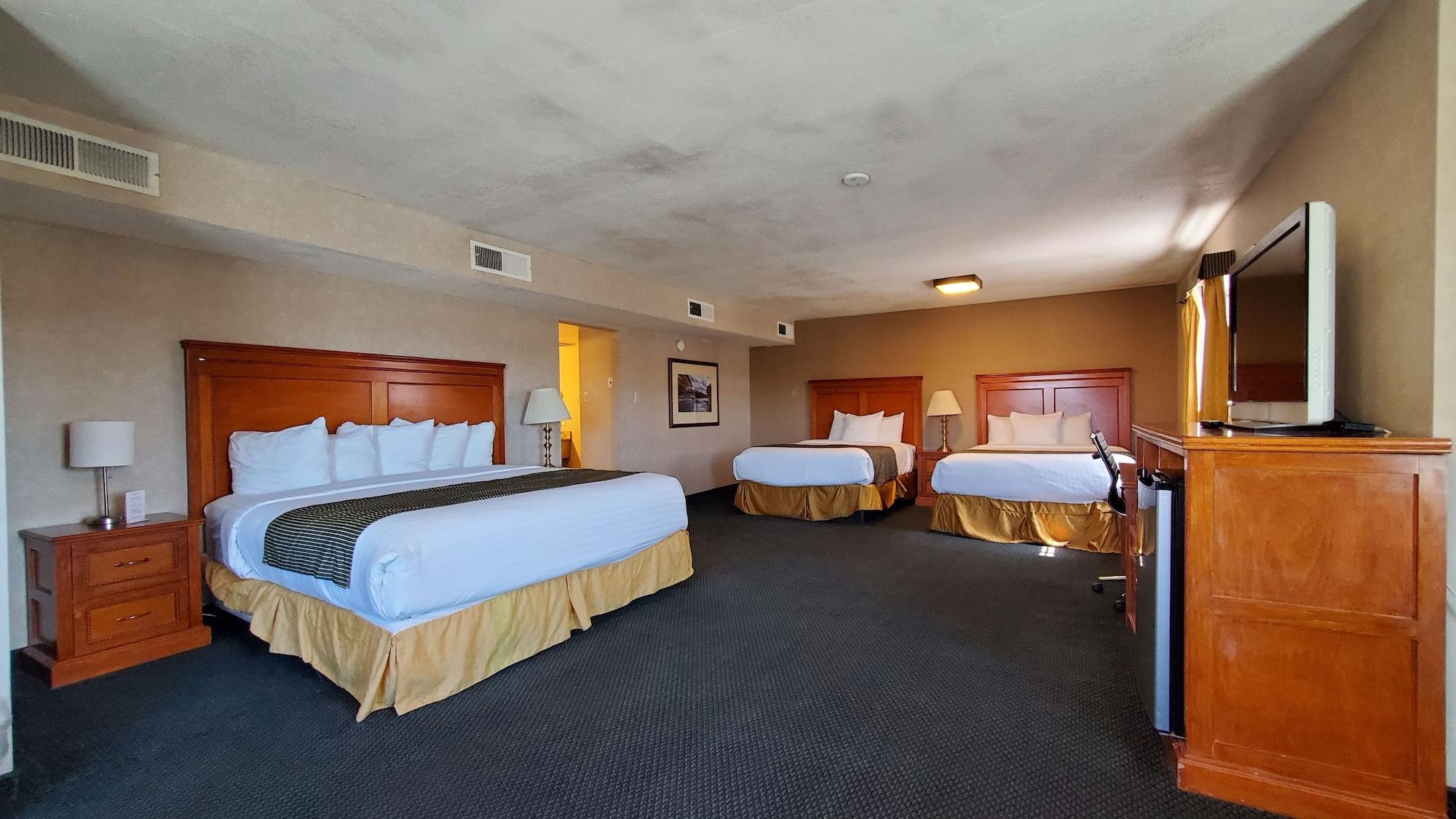 Ramada By Wyndham Flagstaff East Hotel Kültér fotó